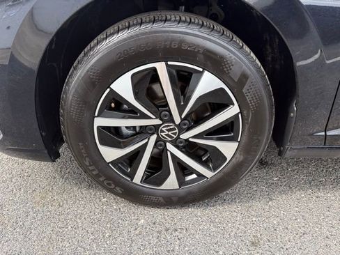 Used 2025 Volkswagen Jetta S FWD image 11