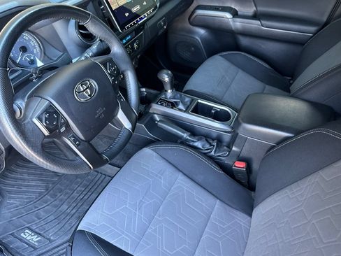 Used 2023 Toyota Tacoma TRD Sport RWD image 10