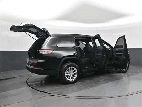 New 2025 Jeep Grand Cherokee L Laredo image 48