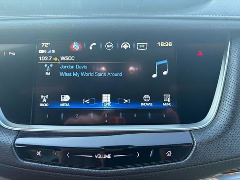 Used 2018 Cadillac XT5 Luxury w/ Driver Awareness Package image 24