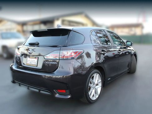 Used 2014 Lexus CT 200h Premium image 5