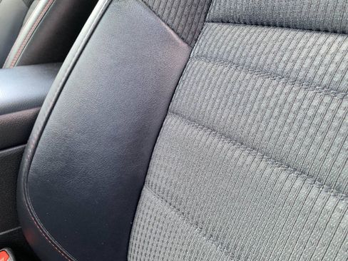 Used 2017 Toyota Camry SE w/ Moonroof Package FWD image 29