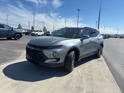 Certified 2023 Chevrolet Blazer RS w/ Driver Confidence II Package FWD image 7
