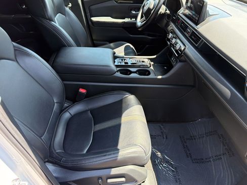 Used 2023 Honda Pilot EX-L image 24