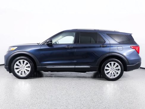 Used 2023 Ford Explorer Limited w/ Equipment Group 301A AWD/4WD image 5
