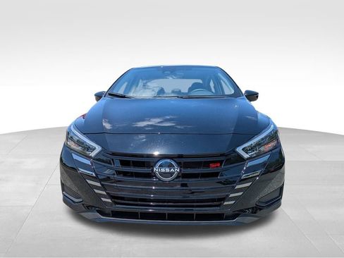 New 2025 Nissan Versa SR w/ Trunk Package image 8