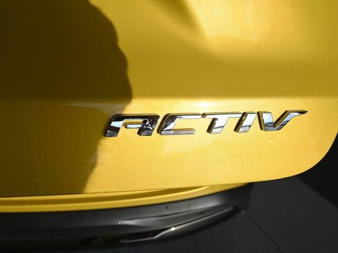 Used 2025 Chevrolet Trax ACTIV w/ Driver Confidence Package FWD image 20