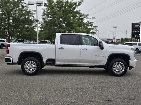 Used 2023 Chevrolet Silverado 2500 High Country w/ Safety Package II AWD/4WD image 55