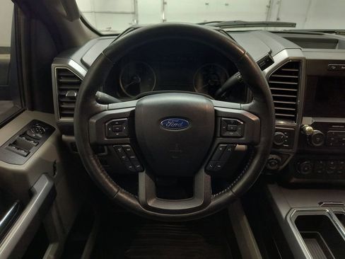 Used 2019 Ford F150 XLT w/ Equipment Group 302A Luxury AWD/4WD image 21