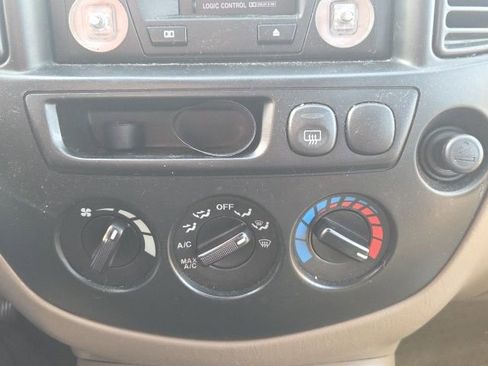 Used 2002 MAZDA Tribute ES image 19