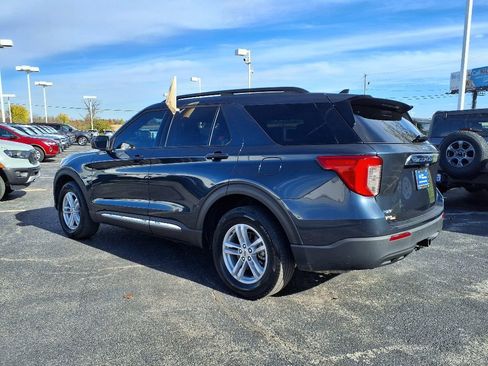 Certified 2023 Ford Explorer XLT w/ Class IV Trailer Tow Package image 4