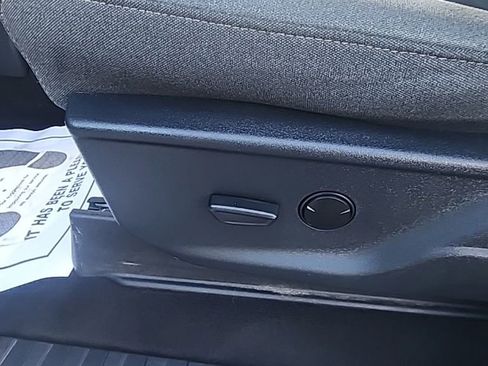 Used 2025 Ford F250 XLT image 15