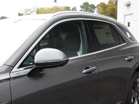 New 2025 Genesis Electrified GV70 Advanced w/ Prestige Package image 12