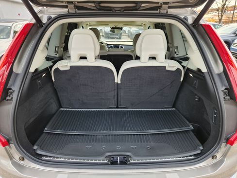 Used 2022 Volvo XC90 T6 Inscription w/ Advanced Package image 21