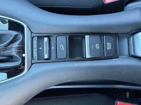 Used 2024 Honda HR-V Sport image 20