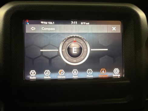 Used 2022 Jeep Wrangler Unlimited Sport AWD/4WD image 26