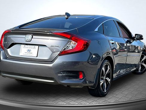 Used 2018 Honda Civic Touring image 6