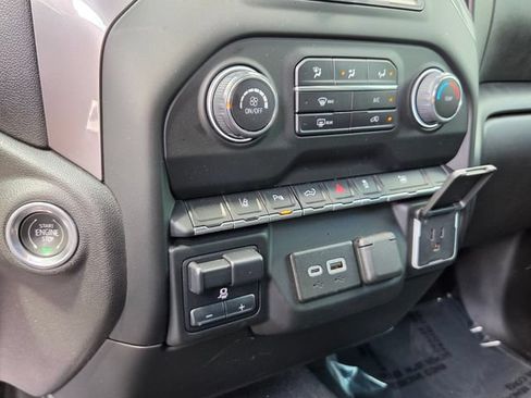 Used 2024 Chevrolet Silverado 2500 Custom w/ Custom Value Package AWD/4WD image 20