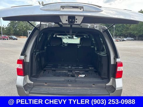 Used 2011 Ford Expedition XLT w/ 202A Rapid Spec Order Code RWD image 21