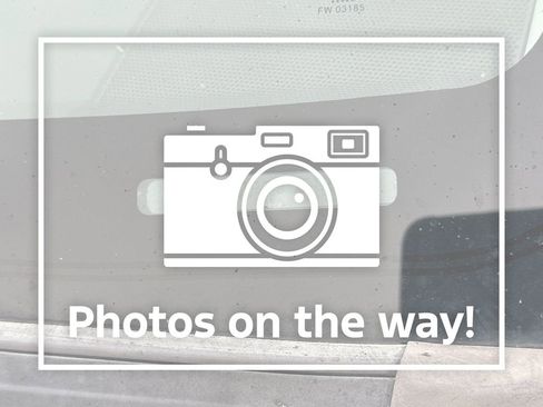 Used 2018 Toyota 4Runner SR5 Premium AWD/4WD image 2