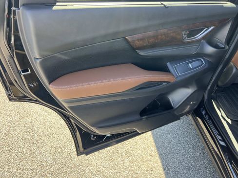 Certified 2025 Subaru Ascent Touring w/ Popular Package #1 image 21