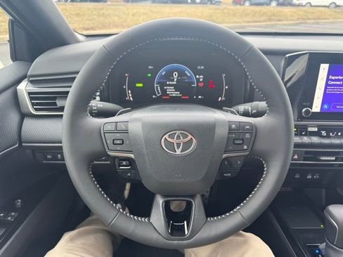 New 2026 Toyota Camry SE image 16