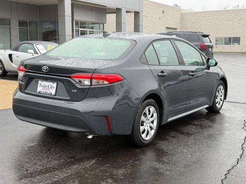 Certified 2025 Toyota Corolla LE image 3