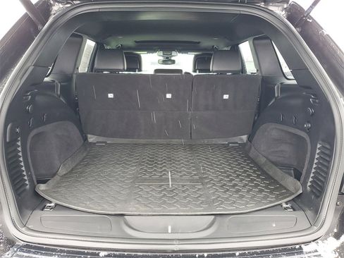 Used 2020 Jeep Grand Cherokee Limited image 34