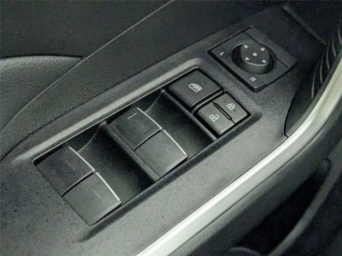 Used 2025 Toyota RAV4 XLE w/ Convenience Package AWD/4WD image 18