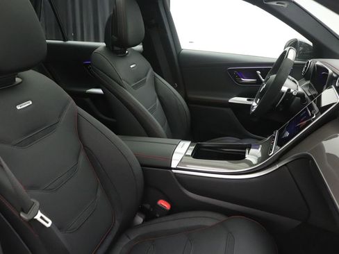 New 2026 Mercedes-Benz GLC 43 AMG 4MATIC image 9