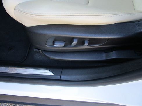 Used 2019 Cadillac XT5 Luxury image 26