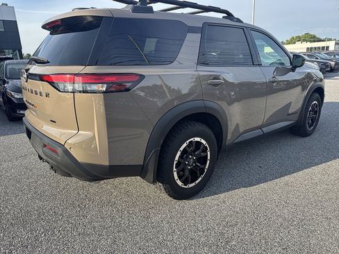 Certified 2024 Nissan Pathfinder Rock Creek AWD/4WD image 3