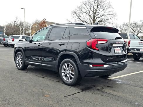 Certified 2022 GMC Terrain SLT w/ LPO, Floor Liner Package image 6