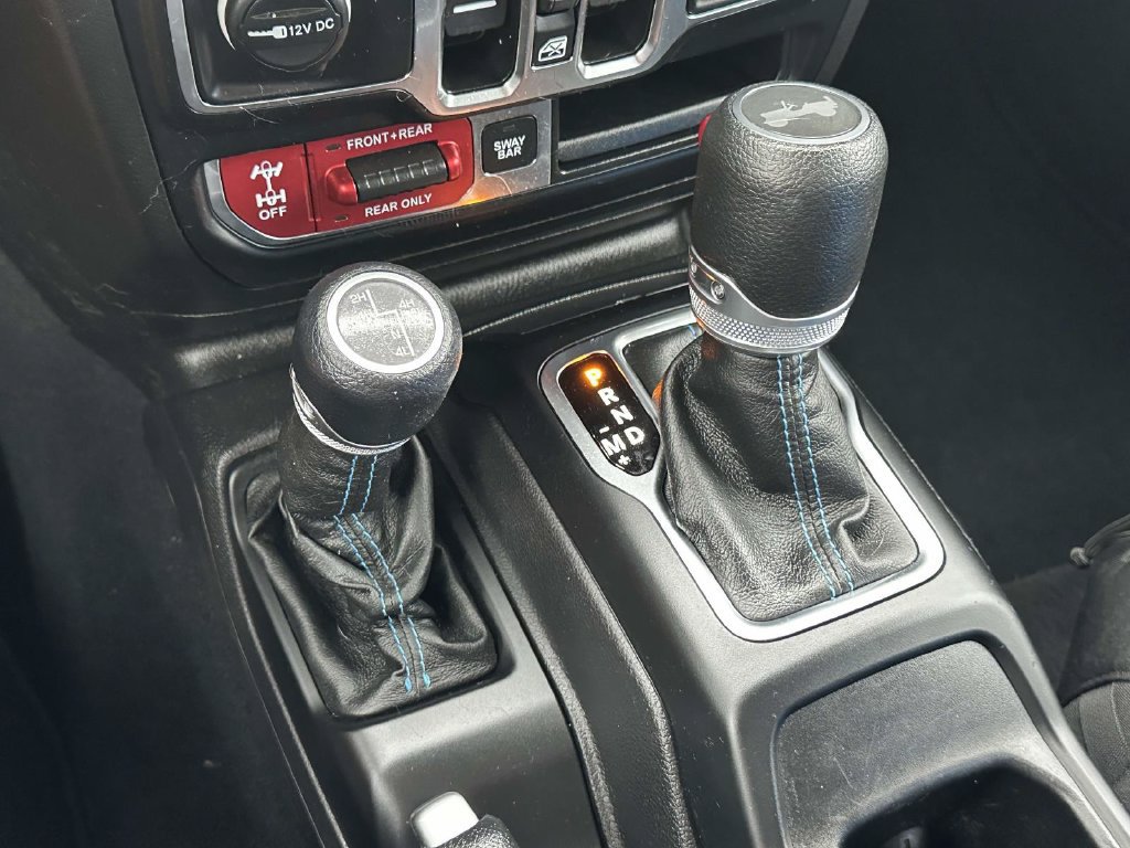 Used 2022 Jeep Wrangler Unlimited Rubicon 4xe AWD/4WD image 29