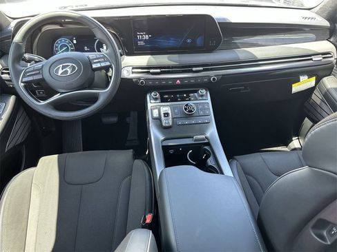 New 2025 Hyundai Palisade Calligraphy image 3