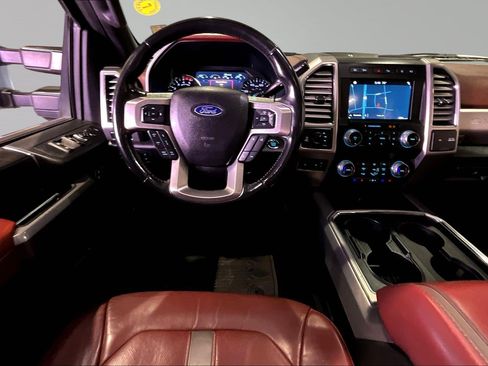 Used 2019 Ford F250 Platinum w/ Platinum Ultimate Package image 9