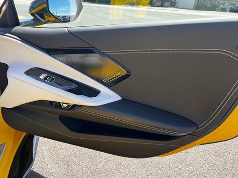 Used 2025 Chevrolet Corvette E-Ray AWD/4WD image 21