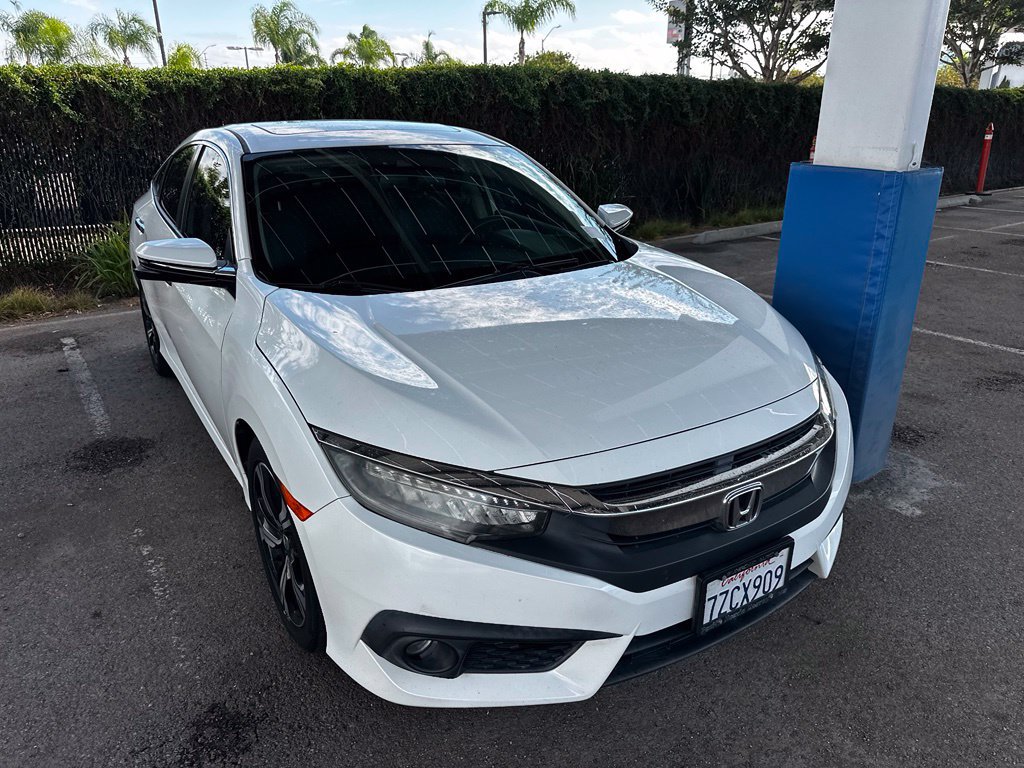 Used 2017 Honda Civic Touring image 10