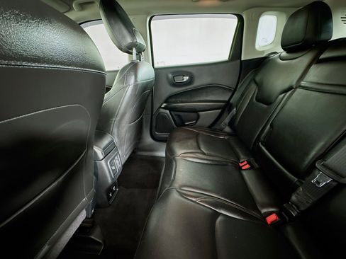 Used 2018 Jeep Compass Limited w/ Navigation Group image 24