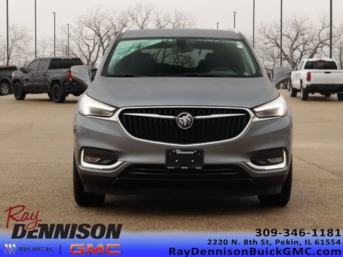 Used 2021 Buick Enclave Essence w/ Sound and Sites Package image 2