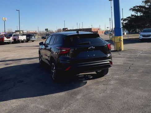 Used 2024 Chevrolet Trax RS w/ Driver Confidence Package image 7