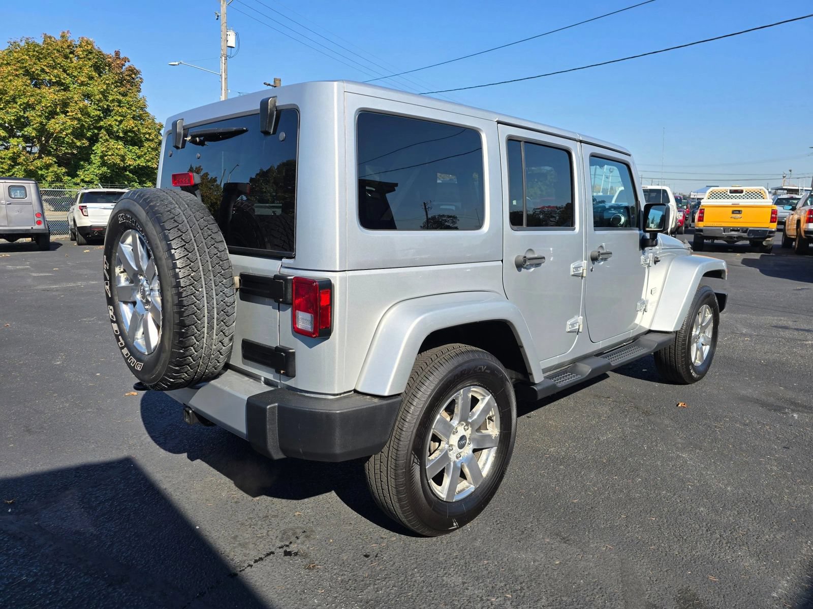Used 2011 Jeep Wrangler Unlimited 70th Anniversary w/ Dual Top Group AWD/4WD image 5