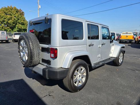 Used 2011 Jeep Wrangler Unlimited 70th Anniversary w/ Dual Top Group image 5