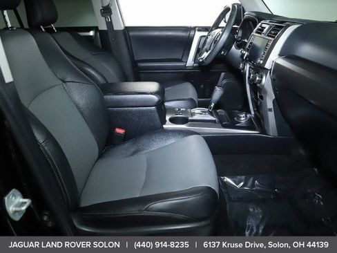 Used 2021 Toyota 4Runner SR5 Premium w/ Moonroof Package AWD/4WD image 29