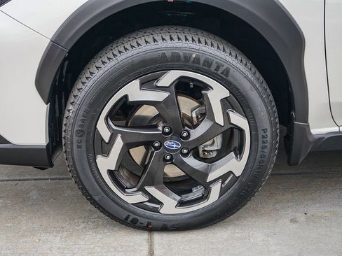 Used 2023 Subaru Crosstrek 2.5i Limited image 11