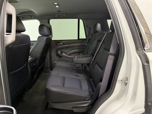 Used 2016 GMC Yukon SLE w/ HD Trailering Package AWD/4WD image 16