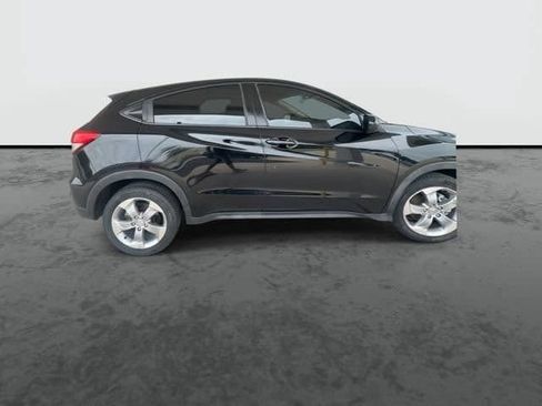 Used 2022 Honda HR-V LX image 10