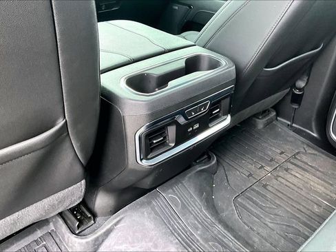 Used 2023 GMC Sierra 1500 SLT w/ SLT Premium Package AWD/4WD image 11