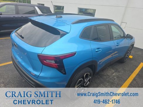 Used 2025 Chevrolet Trax RS w/ Driver Confidence Package FWD image 10