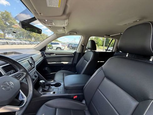 Used 2023 Volkswagen Atlas SE FWD image 19
